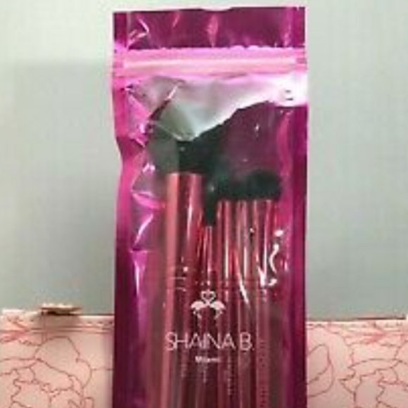 🌈4/$20 NEW SHAINA B MIAMI B. Fab Makeup Brush Set Retail Price: $24.95 - Picture 7 of 8